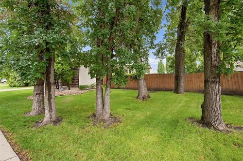 102 Arden Avenue, Winnipeg, MB - Outdoor