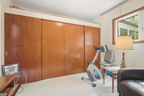 102 Arden Avenue, Winnipeg, MB - Indoor Photo Showing Gym Room