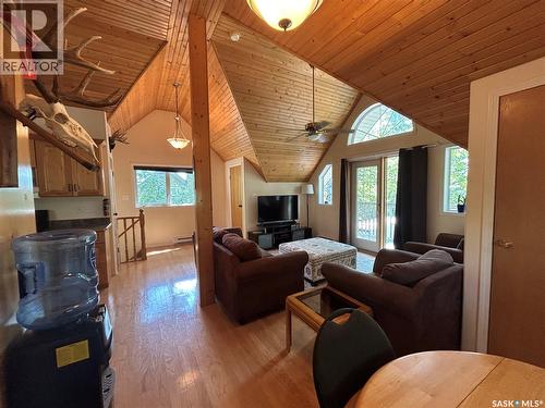 305 Pine Street, Tobin Lake, SK - Indoor Photo Showing Living Room