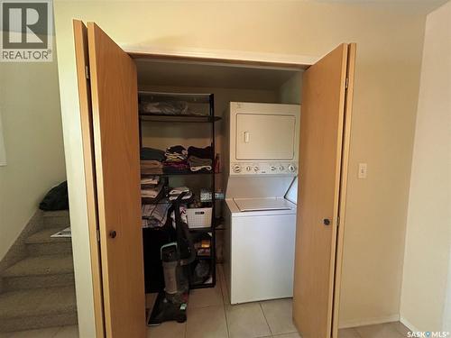 305 Pine Street, Tobin Lake, SK - Indoor Photo Showing Laundry Room