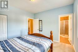 View to 3pc Ensuite (Right) ... - 