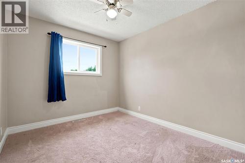 6 1292 Gordon Road, Moose Jaw, SK - Indoor Photo Showing Other Room
