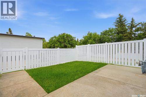 6 1292 Gordon Road, Moose Jaw, SK - Outdoor