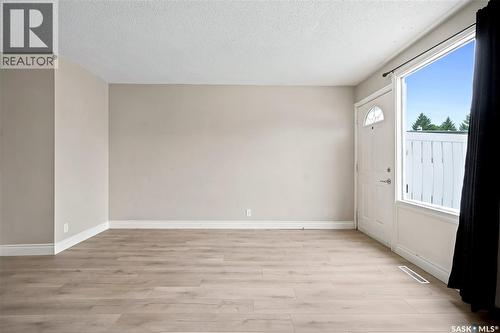 6 1292 Gordon Road, Moose Jaw, SK - Indoor Photo Showing Other Room