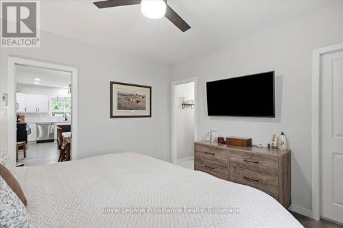 2017 Clark Road, Frontenac (Frontenac Centre), ON - Indoor Photo Showing Bedroom