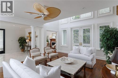 70 Shorewood Place, Oakville, ON - Indoor Photo Showing Living Room