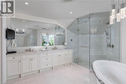 70 Shorewood Place, Oakville, ON - Indoor Photo Showing Bathroom