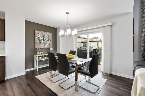 3 Tennant Gate, Winnipeg, MB - Indoor Photo Showing Dining Room