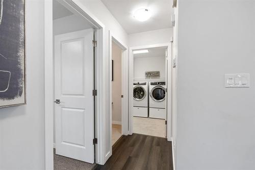 3 Tennant Gate, Winnipeg, MB - Indoor Photo Showing Laundry Room
