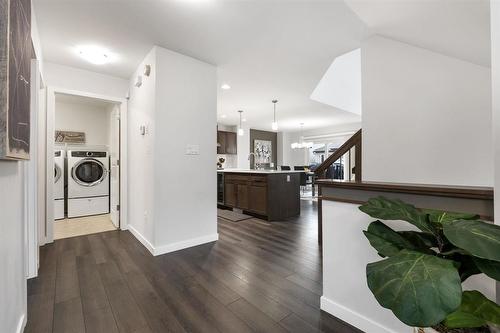 3 Tennant Gate, Winnipeg, MB - Indoor