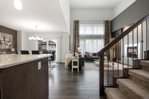 3 Tennant Gate, Winnipeg, MB - Indoor Photo Showing Living Room