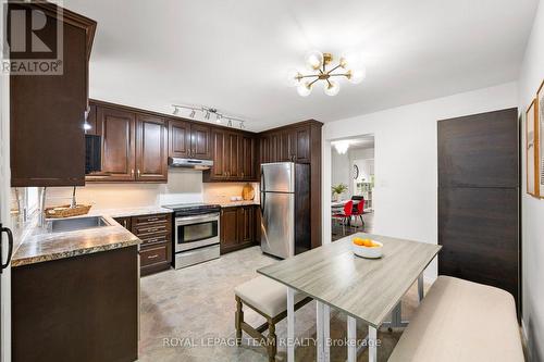 212 Provender Avenue, Ottawa, ON - Indoor Photo Showing Kitchen