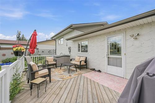 15 Sinnott St, Winnipeg, MB - Outdoor With Deck Patio Veranda With Exterior