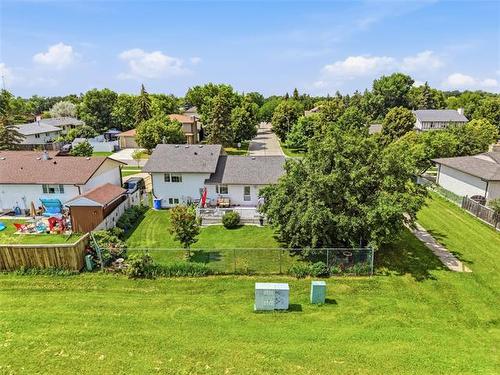 15 Sinnott St, Winnipeg, MB - Outdoor