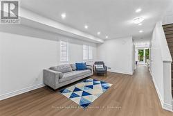 large family room - 