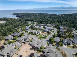 #16-3650 Citadel Pl Colwood, BC V9C 0C8