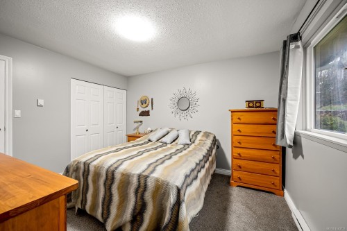 1965 Cougar Cres, Comox, BC 