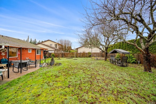 1965 Cougar Cres, Comox, BC 