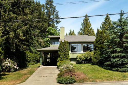 764 Mann Ave, Saanich, BC 