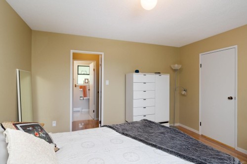 764 Mann Ave, Saanich, BC 