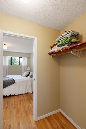 764 Mann Ave, Saanich, BC 