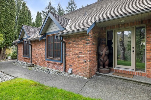 1204 Bazett Rd, Duncan, BC 