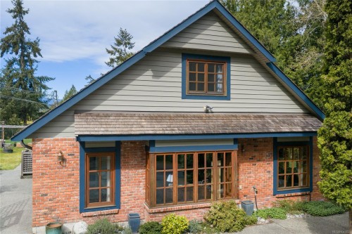 1204 Bazett Rd, Duncan, BC 