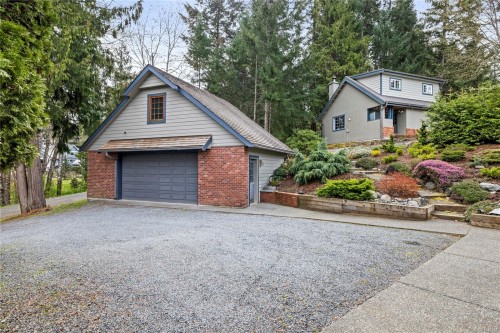 1204 Bazett Rd, Duncan, BC 