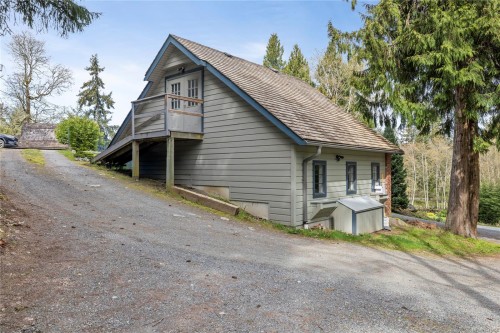 1204 Bazett Rd, Duncan, BC 
