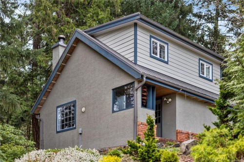 1204 Bazett Rd, Duncan, BC 
