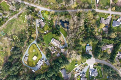 1204 Bazett Rd, Duncan, BC 