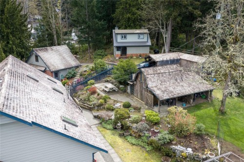 1204 Bazett Rd, Duncan, BC 