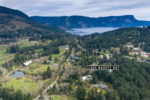 1204 Bazett Rd, Duncan, BC 