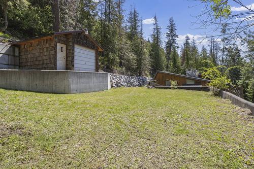 11929 3A Highway, Destiny Bay, BC - Outdoor