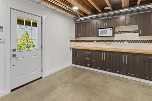 13683 Larch Road, Boswell, BC - Indoor Photo Showing Other Room
