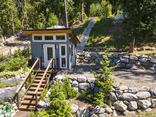 13683 Larch Road, Boswell, BC - Outdoor