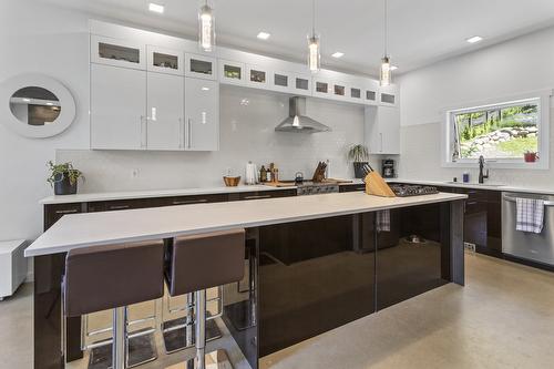 13683 Larch Road, Boswell, BC - Indoor Photo Showing Kitchen With Upgraded Kitchen