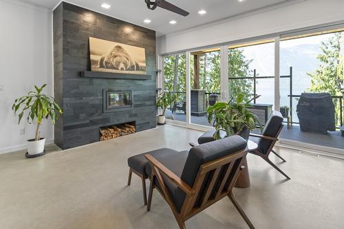 13683 Larch Road, Boswell, BC - Indoor With Fireplace