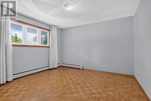 974 Greenbriar Avenue, Ottawa, ON - Indoor Photo Showing Other Room