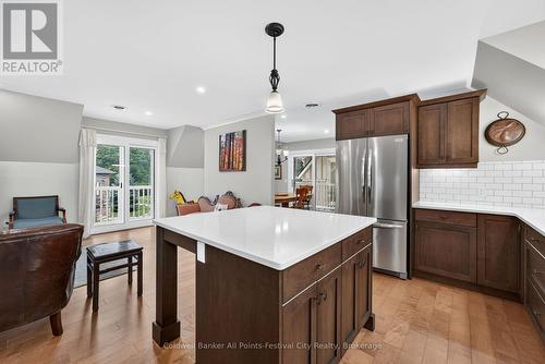 400 - 5 Cobourg Street, Goderich (Goderich (Town)), ON - Indoor Photo Showing Kitchen