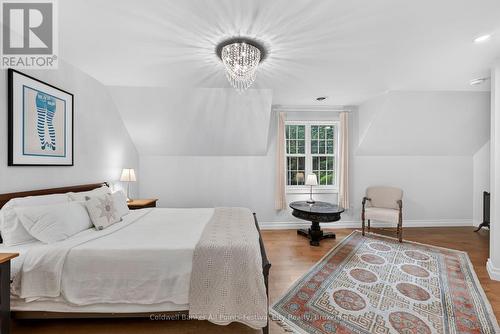400 - 5 Cobourg Street, Goderich (Goderich (Town)), ON - Indoor Photo Showing Bedroom