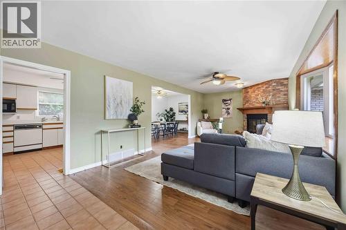 1150 Thomas Drive, Sarnia, ON - Indoor Photo Showing Living Room With Fireplace
