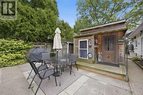 1150 Thomas Drive, Sarnia, ON - Outdoor