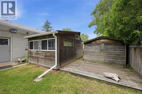 1150 Thomas Drive, Sarnia, ON - Outdoor With Exterior