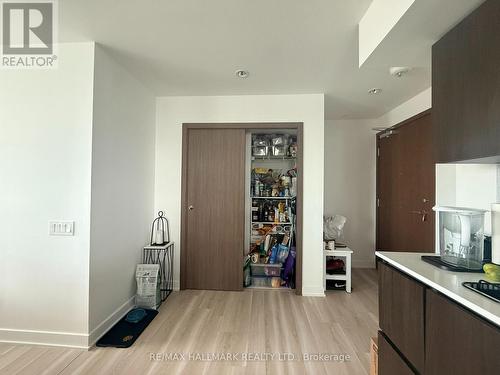 3206 - 17 Bathurst Street, Toronto, ON - Indoor