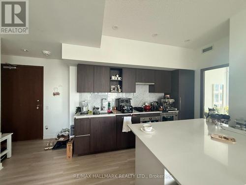 3206 - 17 Bathurst Street, Toronto, ON - Indoor Photo Showing Kitchen