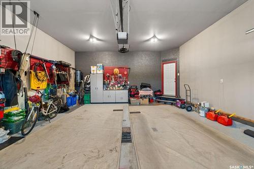 4110 Chuka Drive, Regina, SK - Indoor Photo Showing Garage