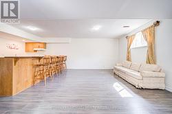 113 OAK AVENUE Richmond Hill, ON L4C 6R6
