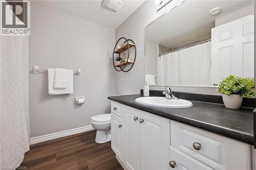 Bathroom - 50 Howe Drive Unit# 9D, Kitchener, ON - Indoor Photo Showing Bathroom