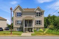 5603 Rue de Vignieu  Contrecoeur, QC J0L 1C0
